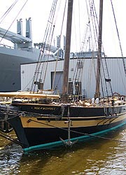 [photo, Pride of Baltimore II, Baltimore, Maryland]