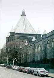 [photo, Metropolitan Transition Center (formerly Maryland Penitentiary), view from Eager St., Baltimore Maryland]