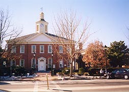 [photo, Talbot County Courthouse, 11 North Washington St., Easton, Maryland]