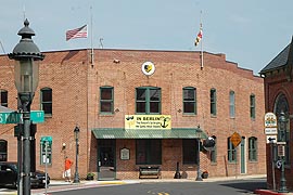 [photo, Town Hall, 10 William St., Berlin, Maryland]