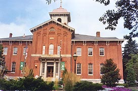 [photo, City Hall, 101 North Court St., Frederick, Maryland]